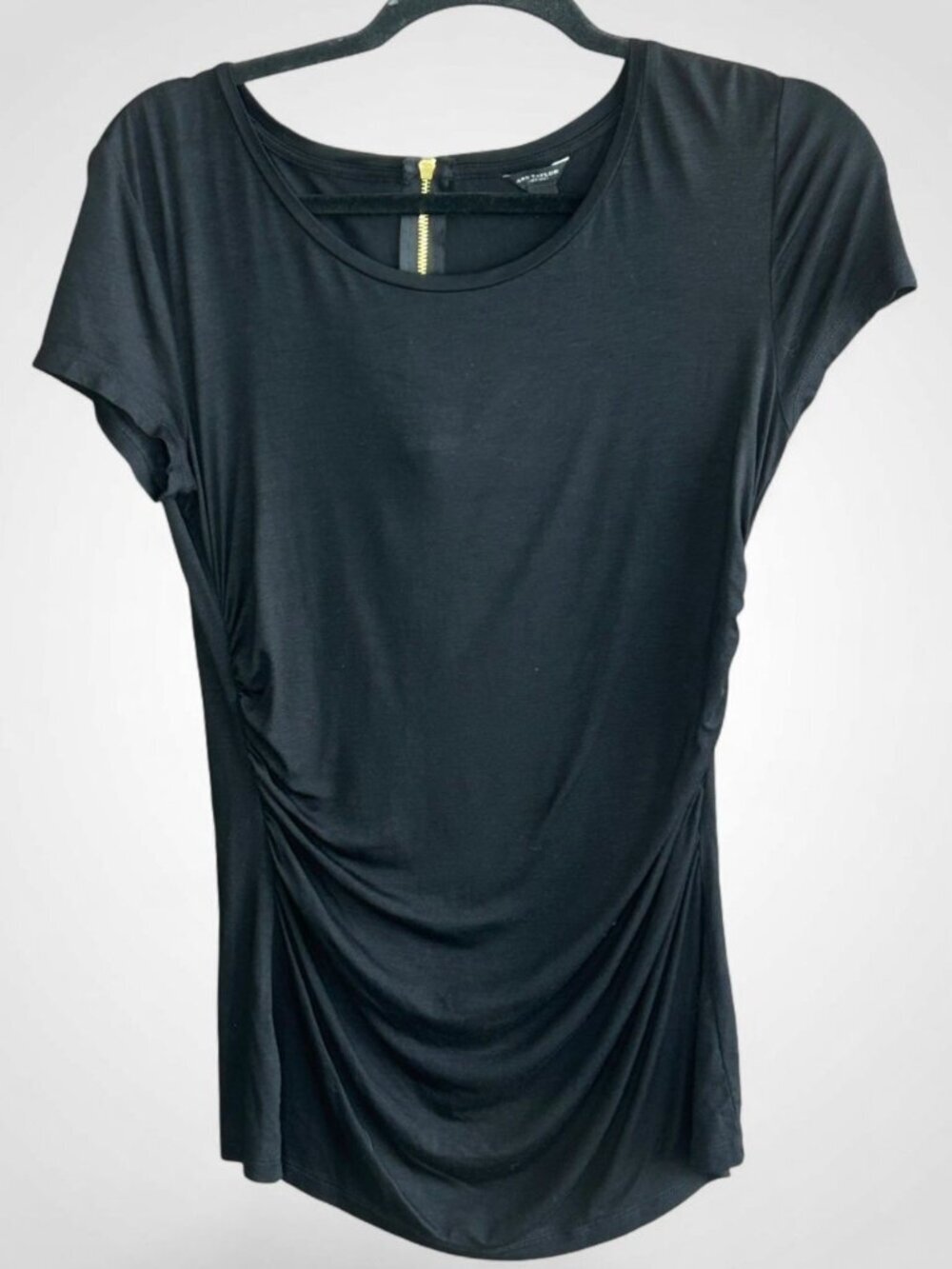 Ann Taylor Black Ruched Side Top Short Sleeves Exposed Zip Size Medium